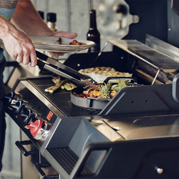 Lifestyle Appliances Enders Monroe Pro 4 Sik Turbo Gas BBQ