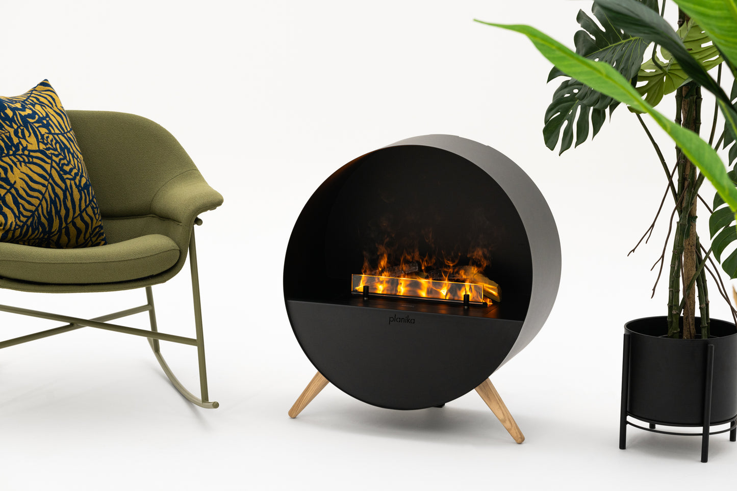 Misty, Freestanding Water Vapour Fireplace | Planika