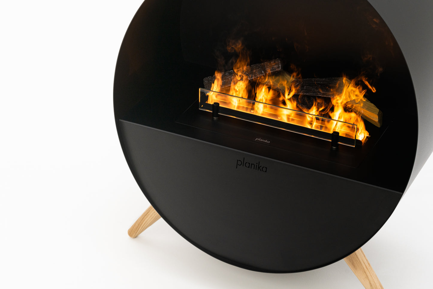 Misty, Freestanding Water Vapour Fireplace | Planika