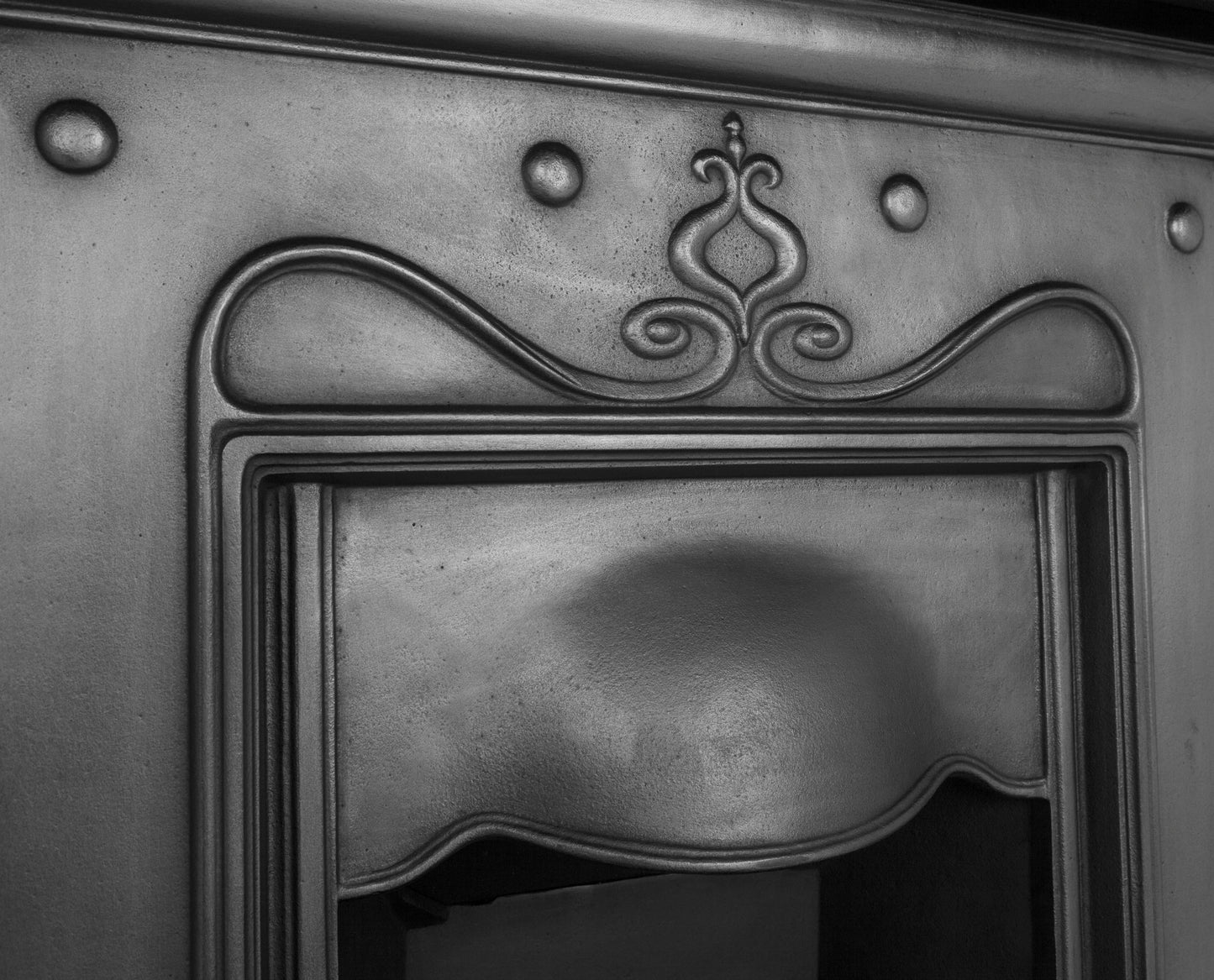 The Tulip Cast Iron Combination Fireplace | Carron