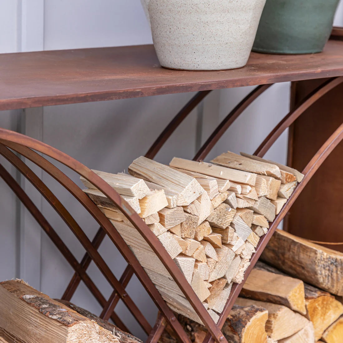 Ivyline, X Shape Log Store
