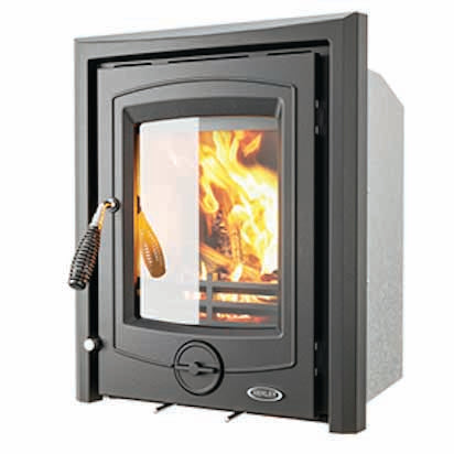 Henley Stoves Achill 6.6kW stove burning brightly – energy-efficient log burner included in Black Friday sale