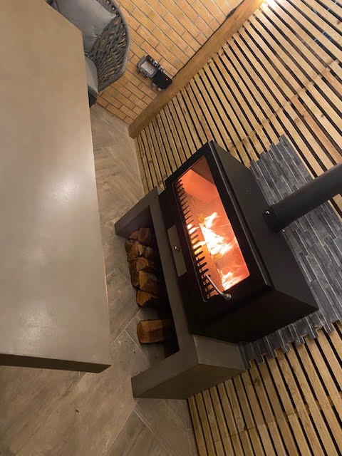 Vesta Stoves, Topio Outdoor Log Burner